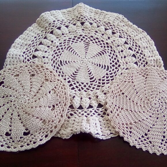 Mid Century Handmade Round Table Toppers in Ecru Colors - Set of 3 Mismatched - Picture 1 of 9